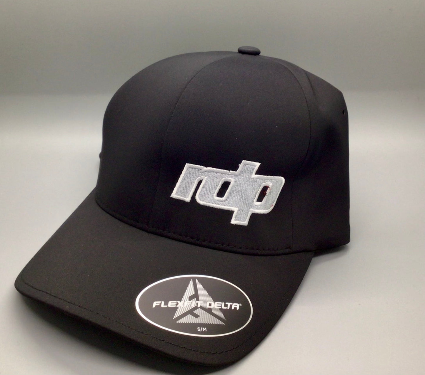 Flexfit Delta - Black S/M & L/XL