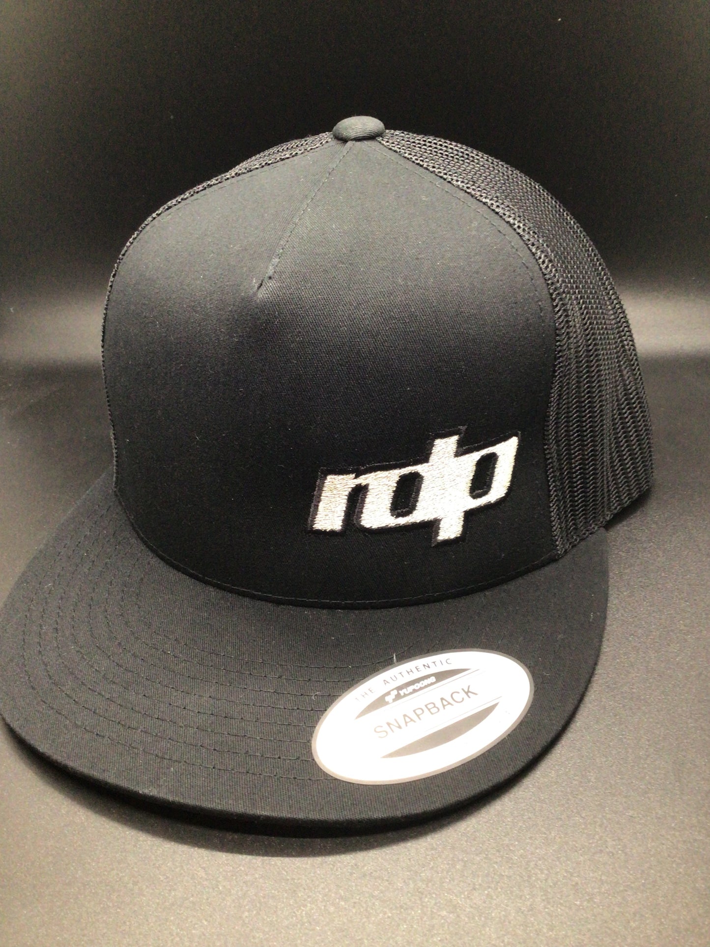 Authentic Snapback Flat Bill-Black/Black Mesh