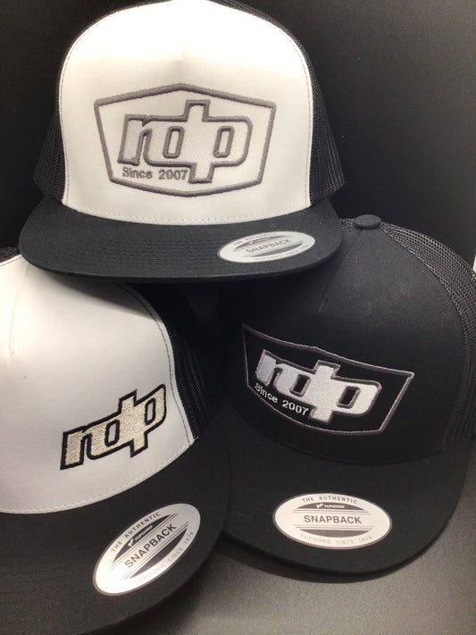 Authentic Snapback Flat Bill-Black/Black Mesh