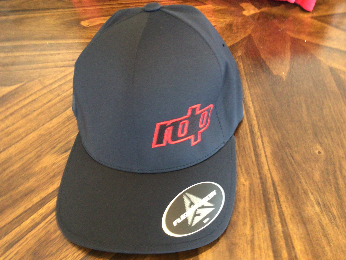 Flexfit Delta - Black S/M & L/XL