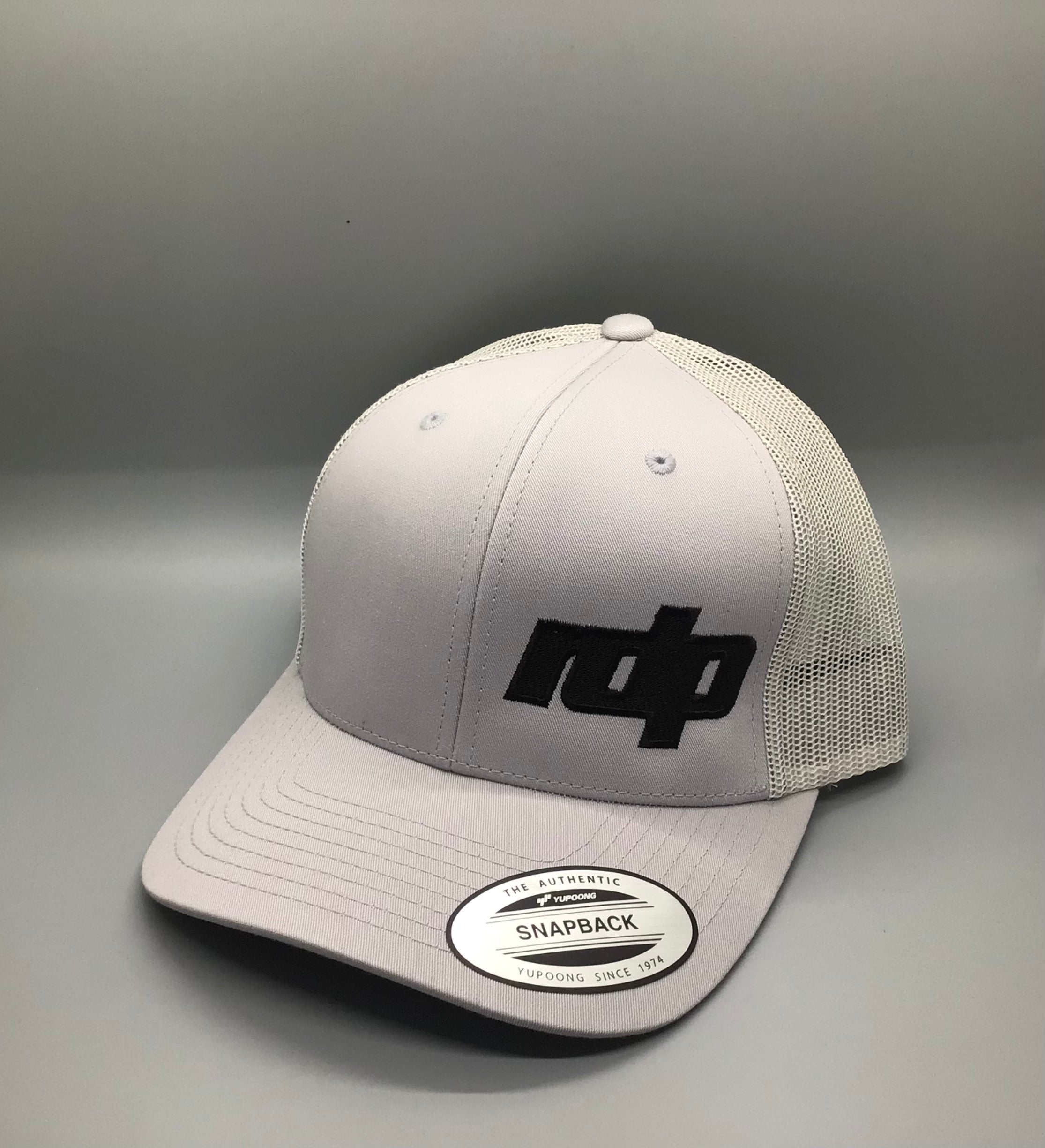 Authentic Snapback -Grey/Grey Mesh