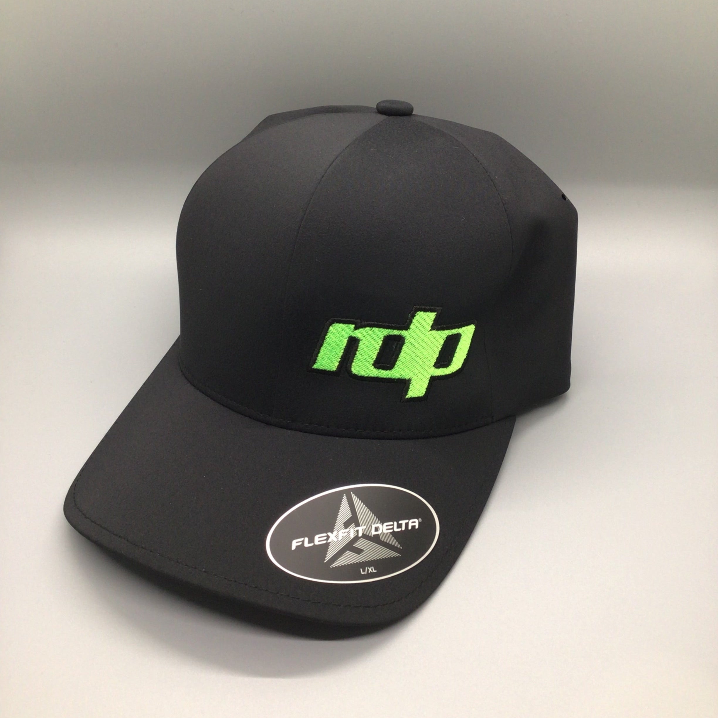 Flexfit Delta - Black S/M & L/XL