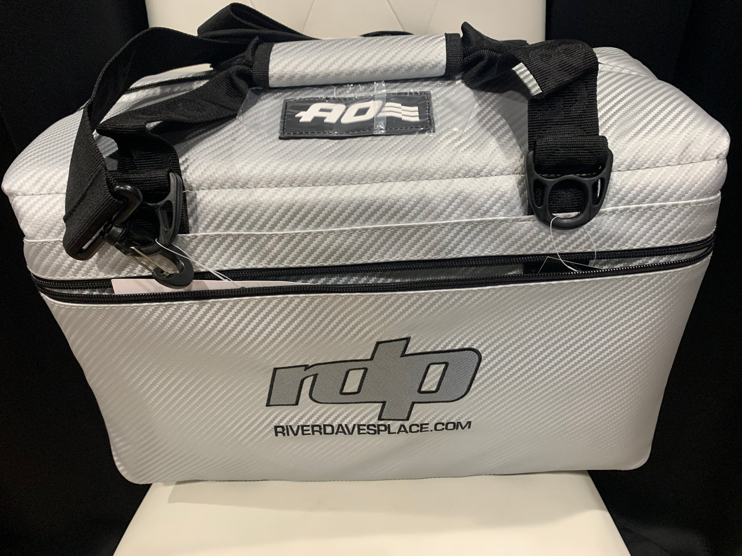AO Cooler 24 Pack/Carbon