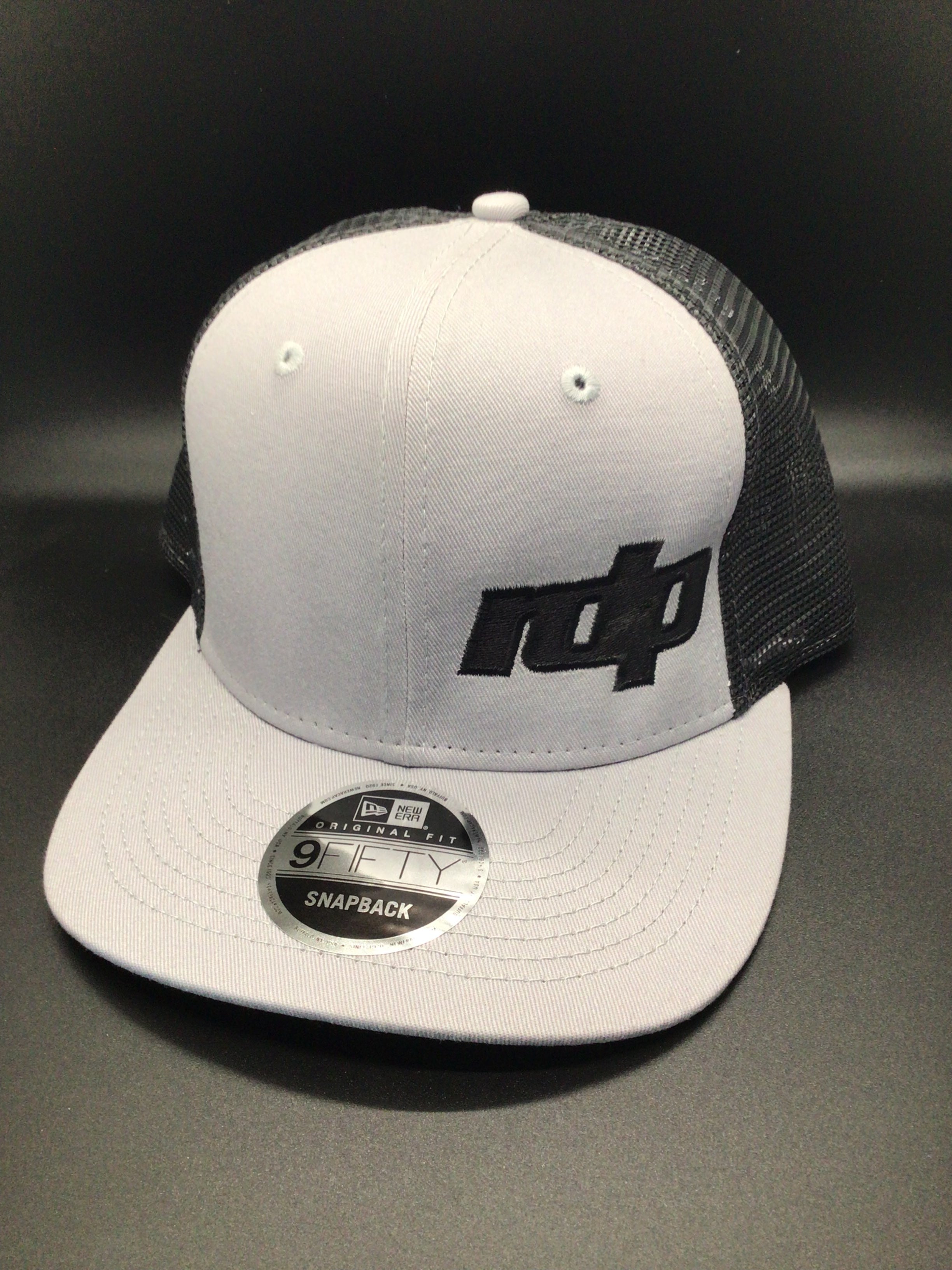 9FIFTY Snapback- Heather Grey/Black Mesh