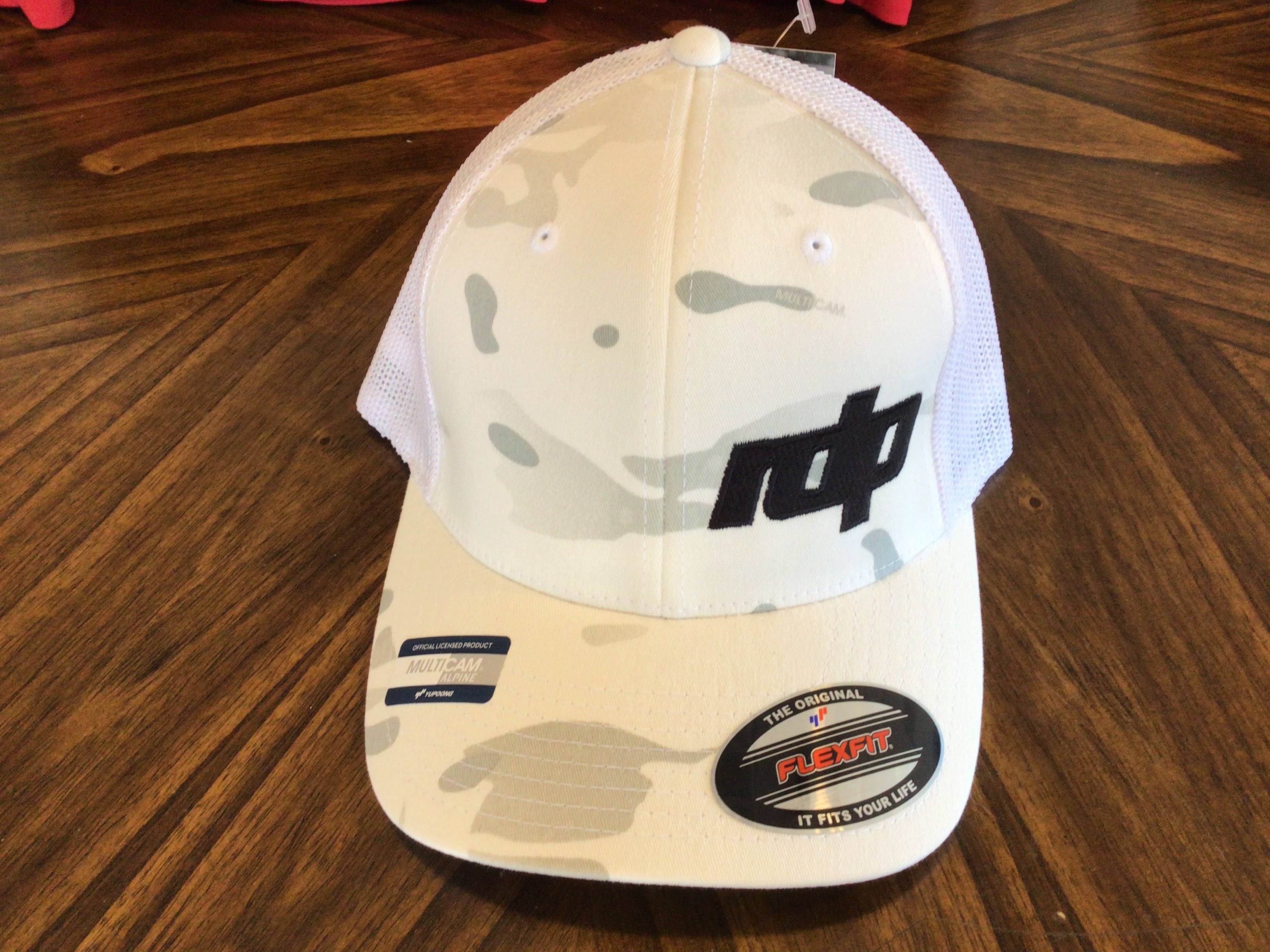 Authentic Snapback MultiCam Alpine- White Camo