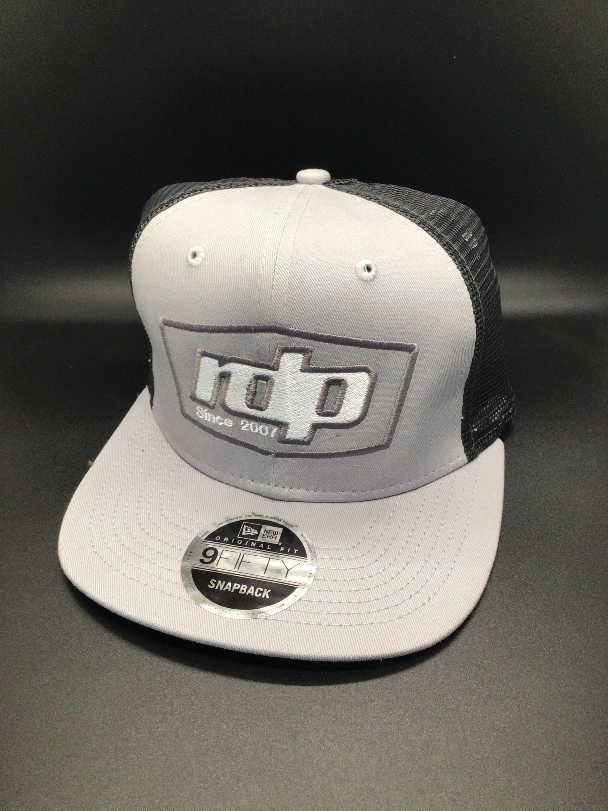 9FIFTY Snapback- Heather Grey/Black Mesh